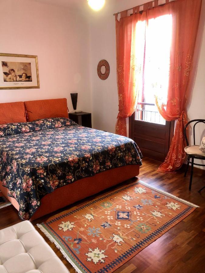 B&B Roomantic & Piscina Idromassaggio Cefalù Exteriér fotografie