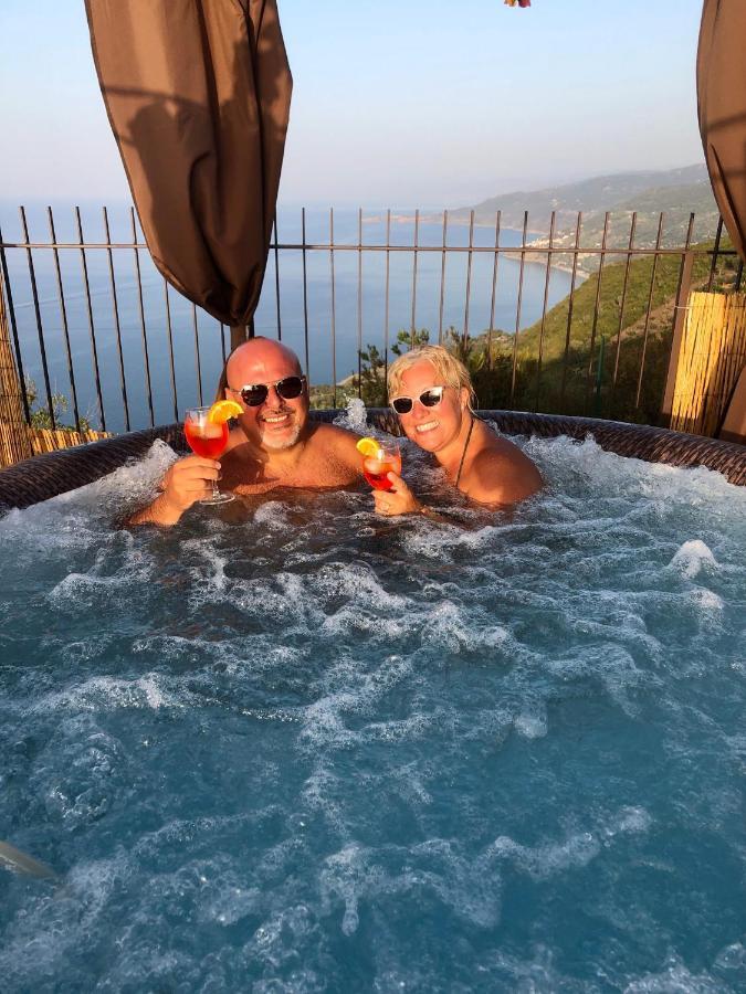 B&B Roomantic & Piscina Idromassaggio Cefalù Exteriér fotografie