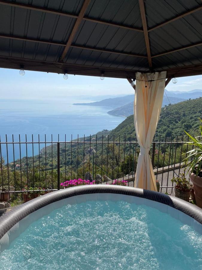 B&B Roomantic & Piscina Idromassaggio Cefalù Exteriér fotografie