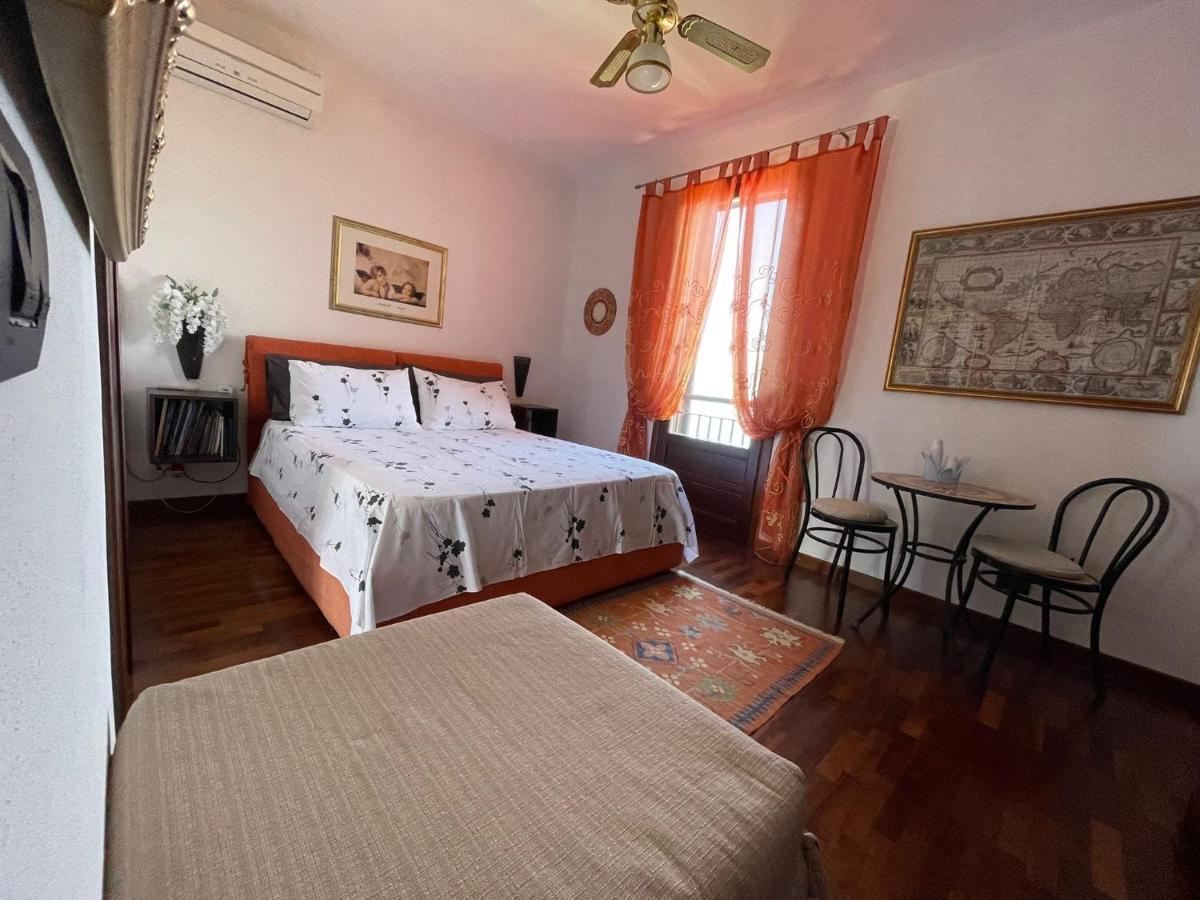 B&B Roomantic & Piscina Idromassaggio Cefalù Exteriér fotografie