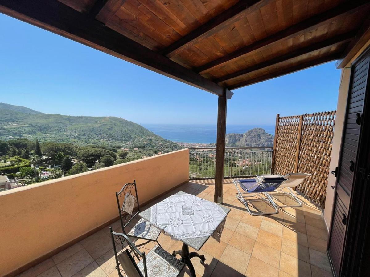 B&B Roomantic & Piscina Idromassaggio Cefalù Exteriér fotografie