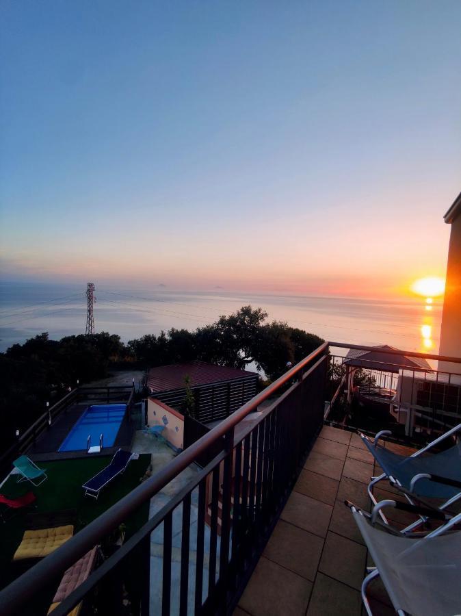 B&B Roomantic & Piscina Idromassaggio Cefalù Exteriér fotografie